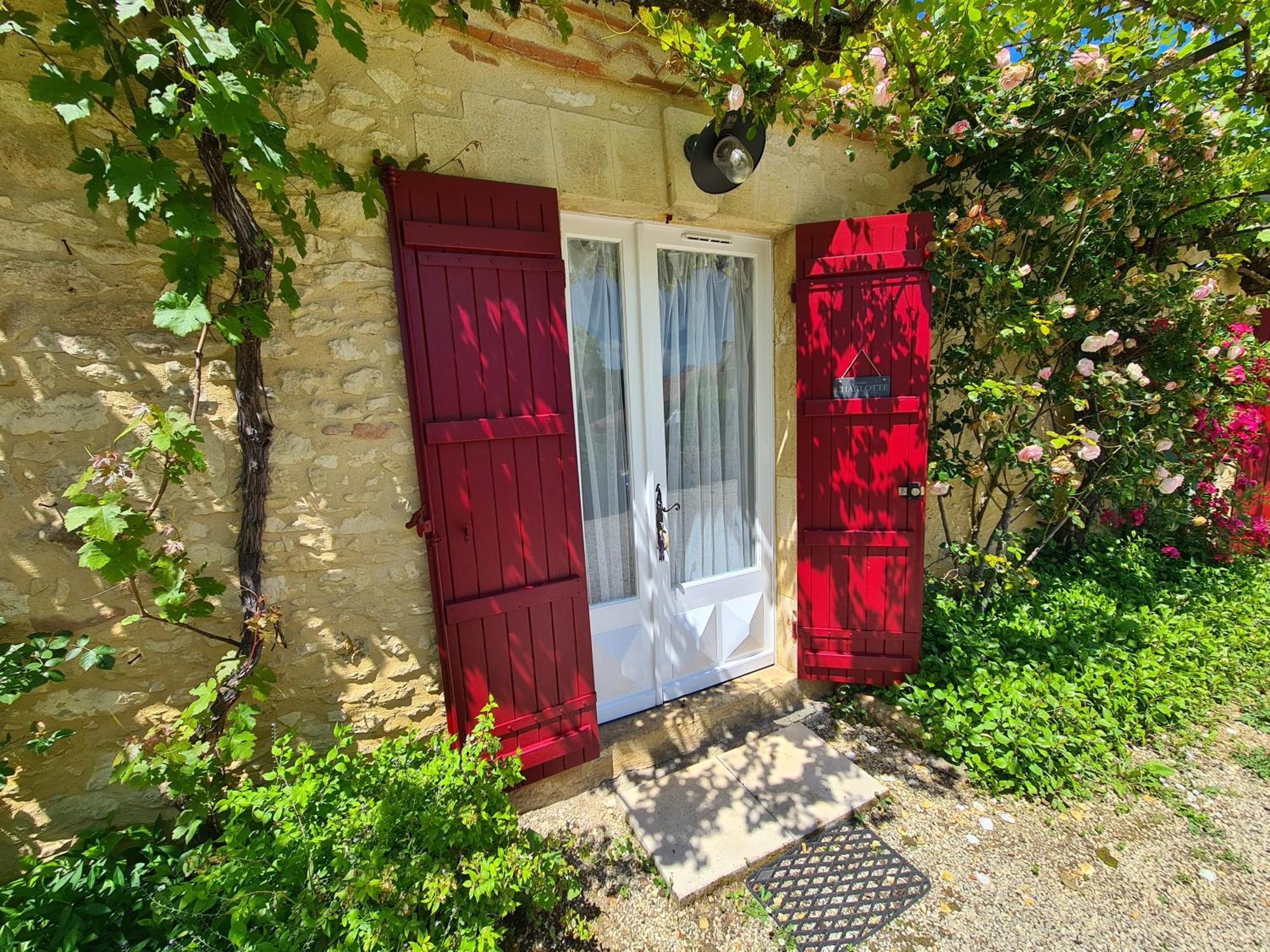 La Ferme De L'Embellie Gites Et Chambres D'Hotes Le Buisson-de-Cadouin Exterior photo