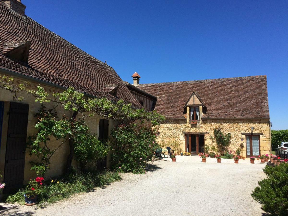 La Ferme De L'Embellie Gites Et Chambres D'Hotes Le Buisson-de-Cadouin Exterior photo